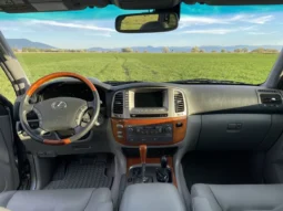 
										2004 Lexus LX470 full									