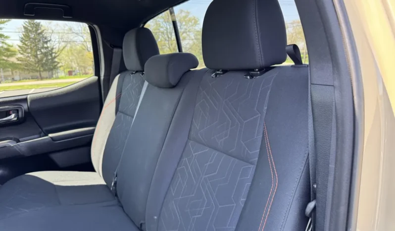 
								2020 Toyota Tacoma TRD Off-Road Double Cab 4×4 V6 6-Speed full									