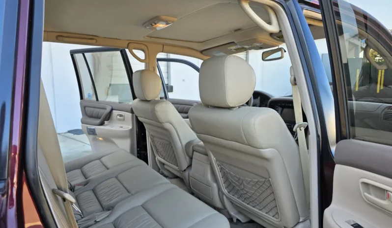 
								2001 Toyota Land Cruiser UZJ100 full									