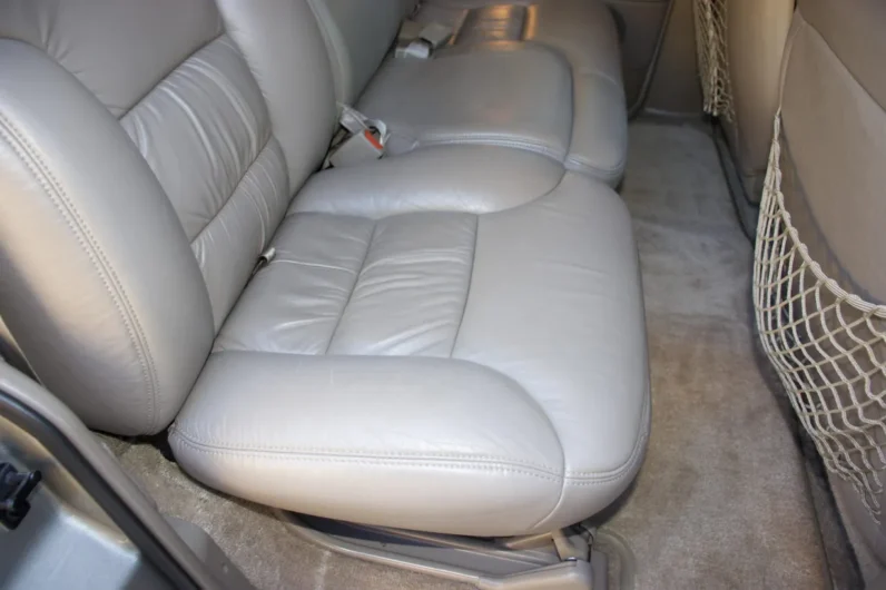 
								1999 Chevrolet Tahoe LT full									