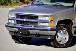 
										1999 Chevrolet Tahoe LT full									