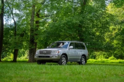 
										2007 Toyota Land Cruiser UZJ100 full									