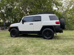 
										2008 Toyota FJ Cruiser Trail Teams Special Edition full									