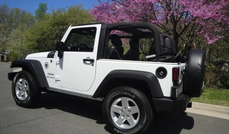 
								2014 Jeep Wrangler Sport S full									