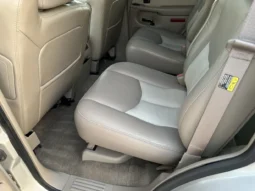 
										2004 GMC Yukon Denali 1500 Luxury full									