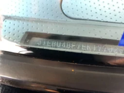 
										2014 Toyota FJ Cruiser full									