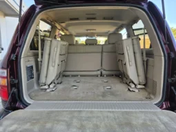 
										2001 Toyota Land Cruiser UZJ100 full									