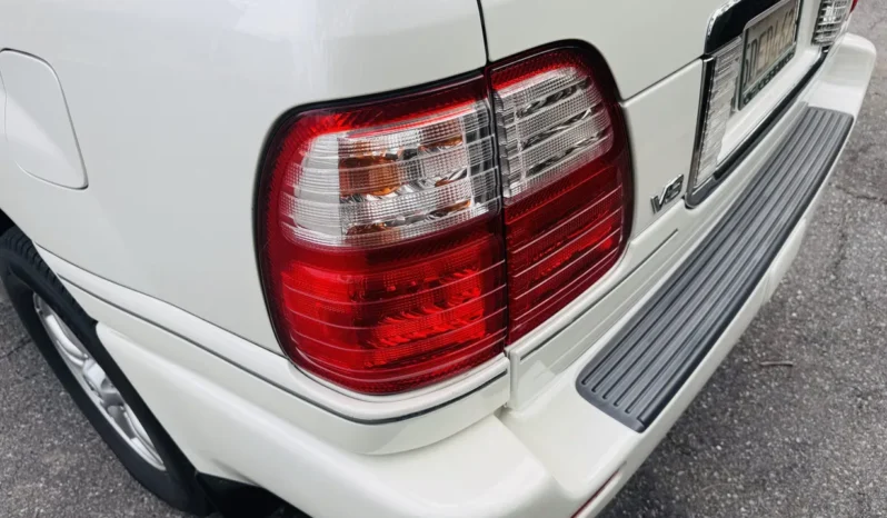 
								2003 Lexus LX470 full									