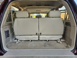 
										2001 Toyota Land Cruiser UZJ100 full									