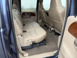 
										2004 Ford F-350 Super Duty Lariat Crew Cab Power Stroke 4×4 Dually full									