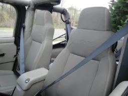 
										2004 Jeep Wrangler Sahara full									