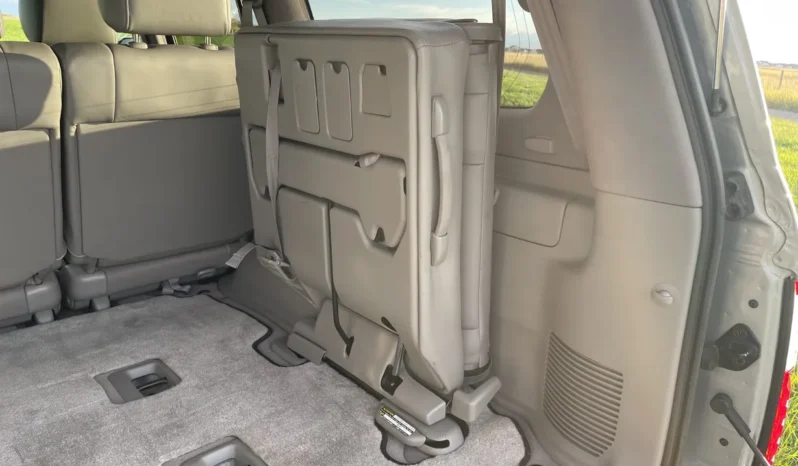 
								2004 Lexus LX470 full									