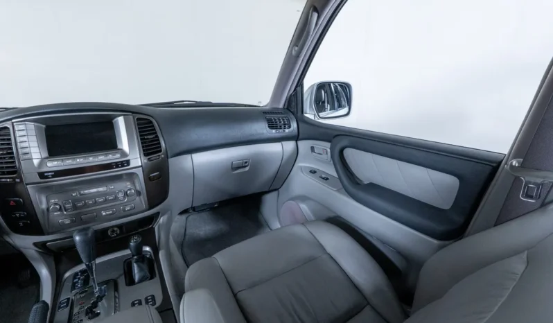 
								2007 Toyota Land Cruiser UZJ100 full									