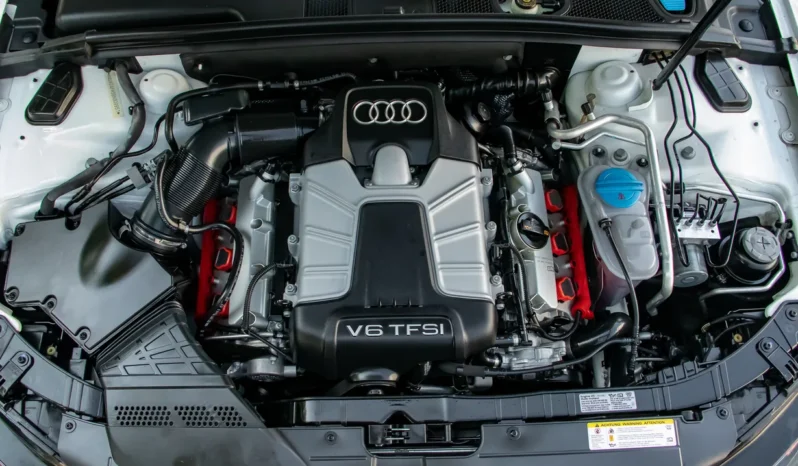 
								2011 Audi S5 Cabriolet Quattro Prestige full									