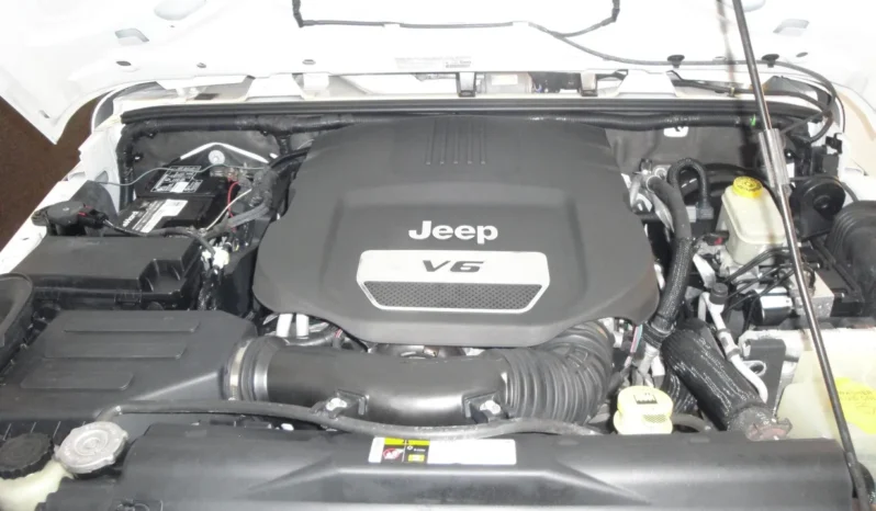 
								2014 Jeep Wrangler Sport S full									