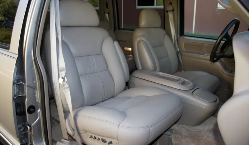 
								1999 Chevrolet Tahoe LT full									