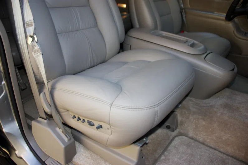 
								1999 Chevrolet Tahoe LT full									