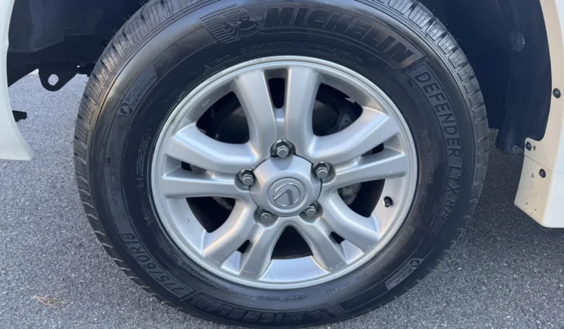
								2003 Lexus LX470 full									