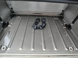 
										2004 Jeep Wrangler Sahara full									