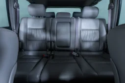 
										2007 Toyota Land Cruiser UZJ100 full									