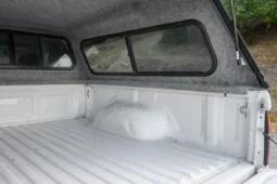 
										1999 Toyota Tacoma SR5 XtraCab V6 4×4 full									