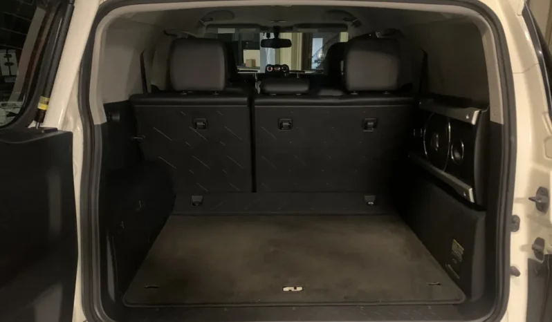 
								2012 Toyota FJ Cruiser full									