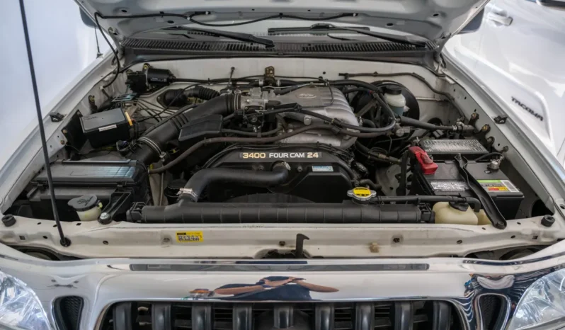 
								2003 Toyota Tacoma SR5 Double Cab TRD V6 full									