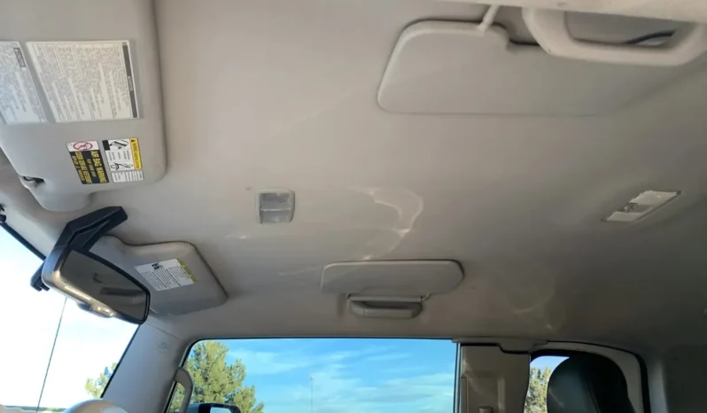 
								2012 Toyota FJ Cruiser full									