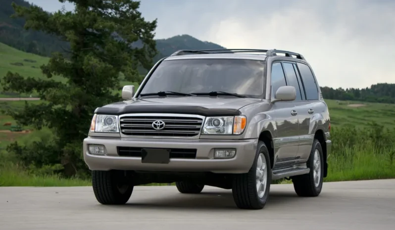 
								2003 Toyota Land Cruiser UZJ100 full									
