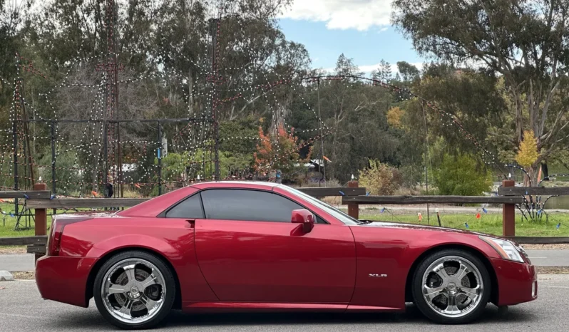 
								2004 Cadillac XLR 4.6-Liter Northstar V8 full									