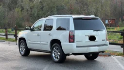
										2007 GMC Yukon Denali full									