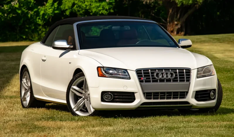 
								2011 Audi S5 Cabriolet Quattro Prestige full									