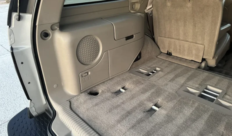 
								2004 GMC Yukon Denali 1500 Luxury full									