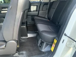 
										2012 Toyota FJ Cruiser full									