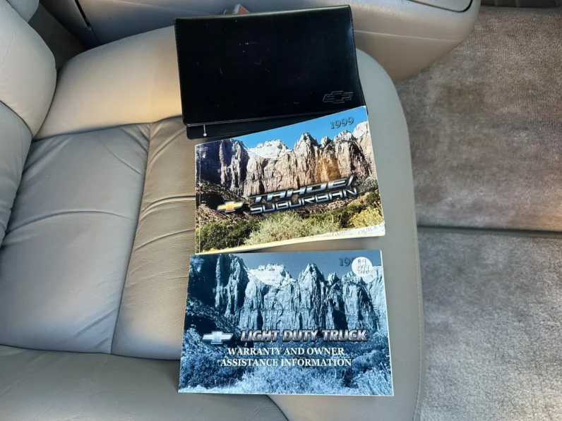 
								1999 Chevrolet Tahoe LT full									