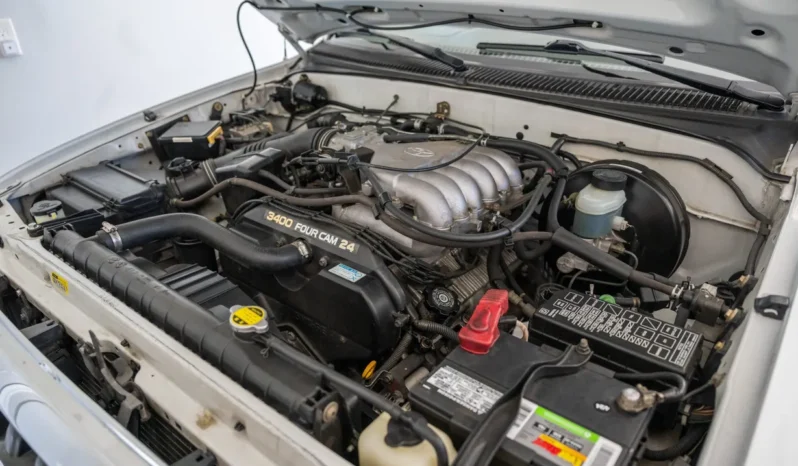 
								2003 Toyota Tacoma SR5 Double Cab TRD V6 full									
