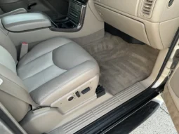 
										2004 GMC Yukon Denali 1500 Luxury full									