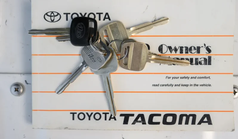 
								1999 Toyota Tacoma SR5 XtraCab V6 4×4 full									