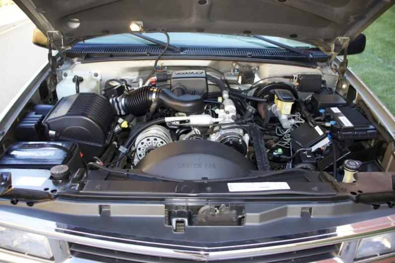 
								1999 Chevrolet Tahoe LT full									