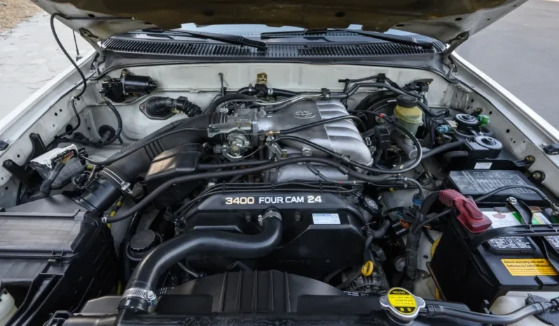 
								1999 Toyota Tacoma SR5 XtraCab V6 4×4 full									