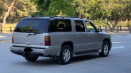 
										2005 GMC Yukon XL Denali GMT800 full									
