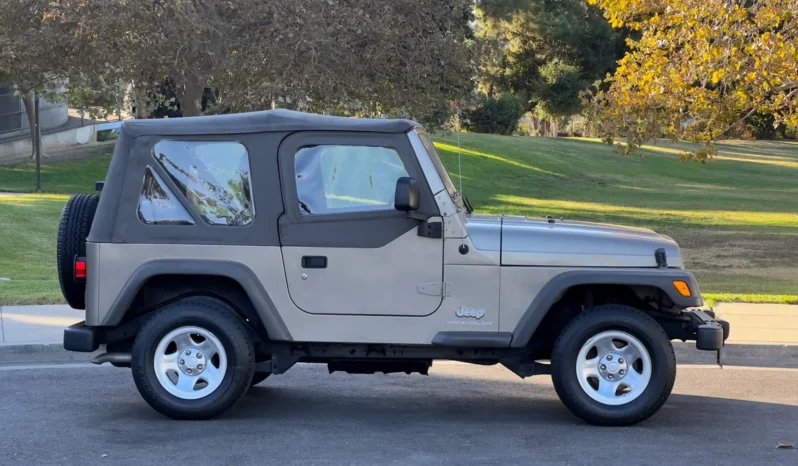 
								2005 Jeep Wrangler SE 6-Speed full									