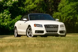 
										2011 Audi S5 Cabriolet Quattro Prestige full									