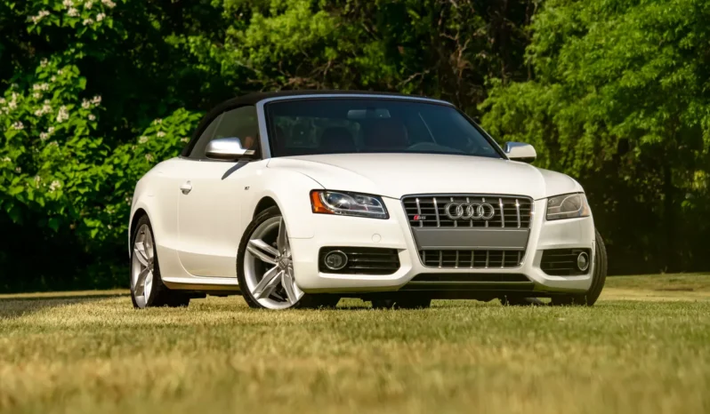 
								2011 Audi S5 Cabriolet Quattro Prestige full									