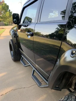 
										2014 Toyota FJ Cruiser full									