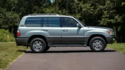 
										2001 Lexus LX470 full									