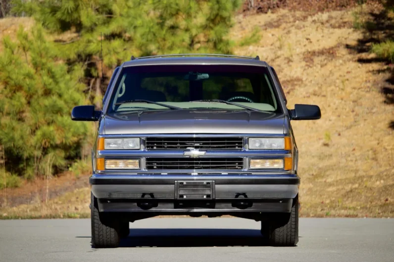 
								1999 Chevrolet Tahoe LT full									