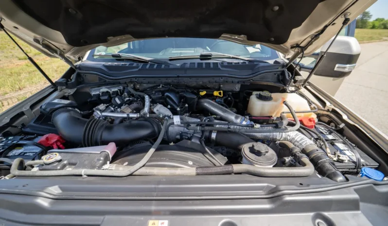 
								2018 Ford F-450 Super Duty Lariat Crew Cab Power Stroke Dually 4×4 Flatbed full									