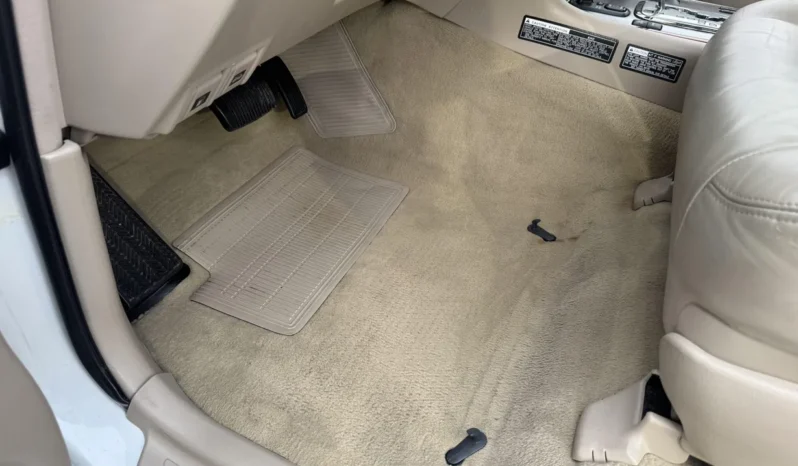
								2003 Lexus LX470 full									