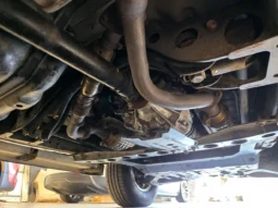 
										2001 Toyota Land Cruiser UZJ100 full									